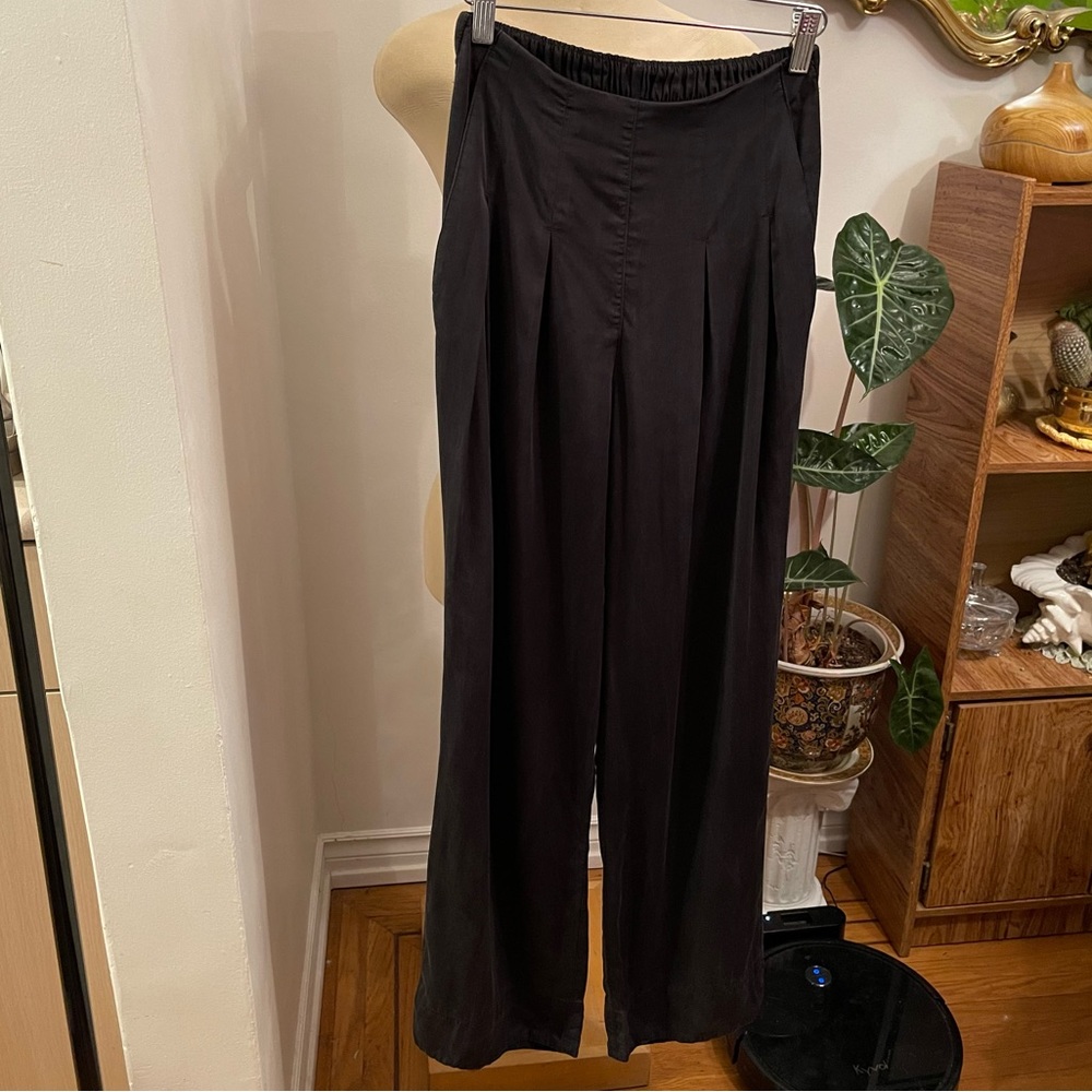 Vintage Lululemon 100% Silk high waisted wide leg pants